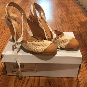 Anthropologie white crochet tie wedges - size 9